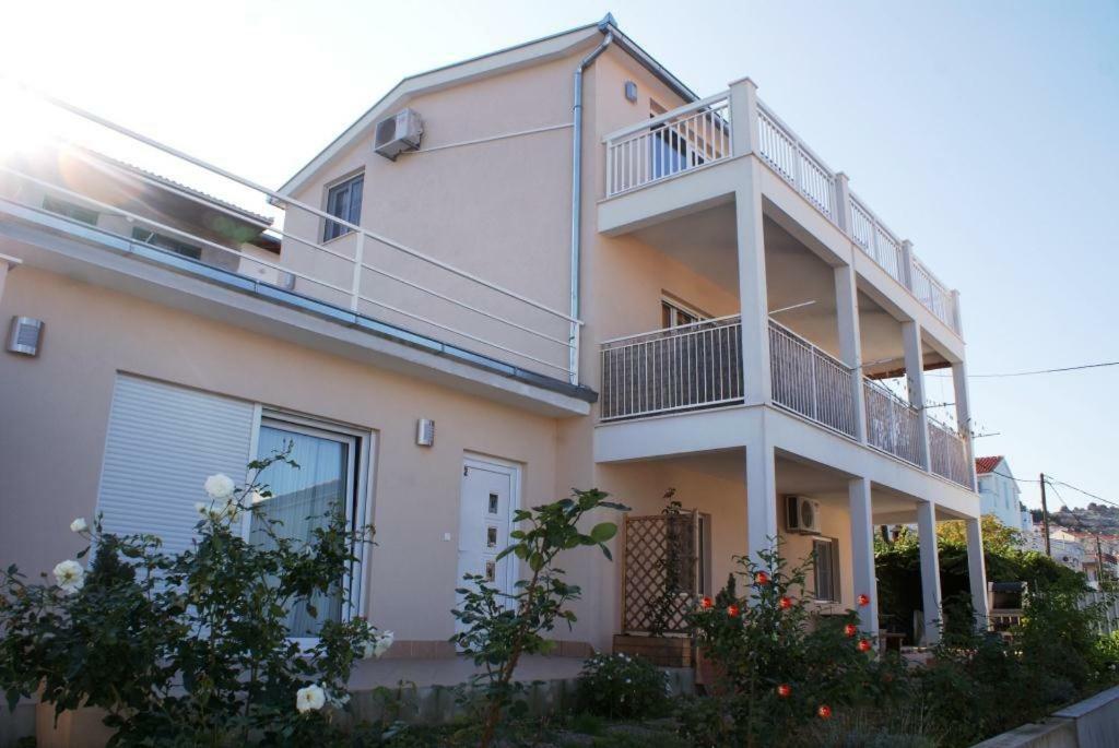 Apartments Nena - Trogir Luaran gambar